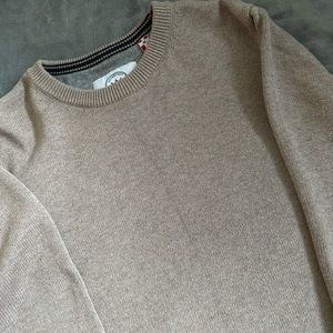 Classic men's sweatshirt